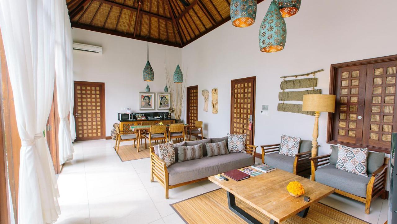 Tejaprana Resort & Spa Ubud Exterior foto A villa at the resort